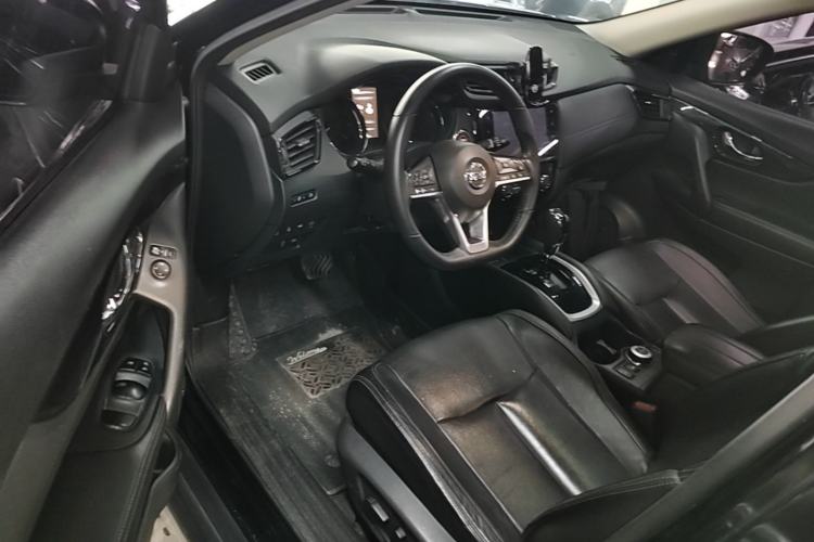 Used Nissan X-Trail 2019 2.5L CVT Smart Connect Luxury Edition 4WD Driver Seat