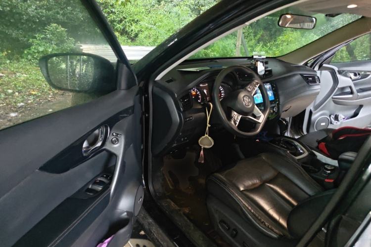 Used Nissan X-Trail 2019 2.5L CVT Smart Connect Leading Edition 4WD Driver Seat