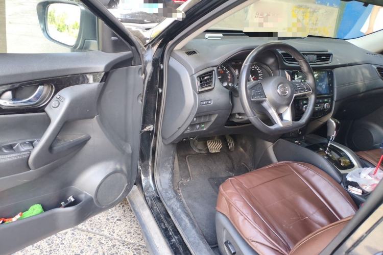Used Nissan X-Trail 2019 2.0L CVT Smart Connect Comfort Edition 2WD Driver Seat