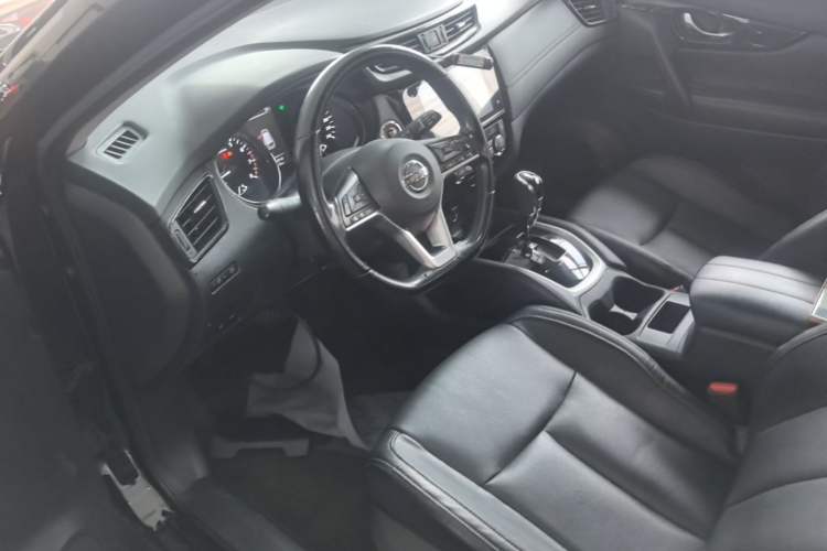 Used Nissan X-Trail 2019 2.0L CVT Smart Connect Comfort Edition 2WD Driver Seat