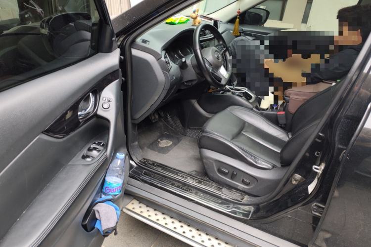 Used Nissan X-Trail 2019 2.0L CVT Smart Connect Comfort Edition 2WD Driver Seat