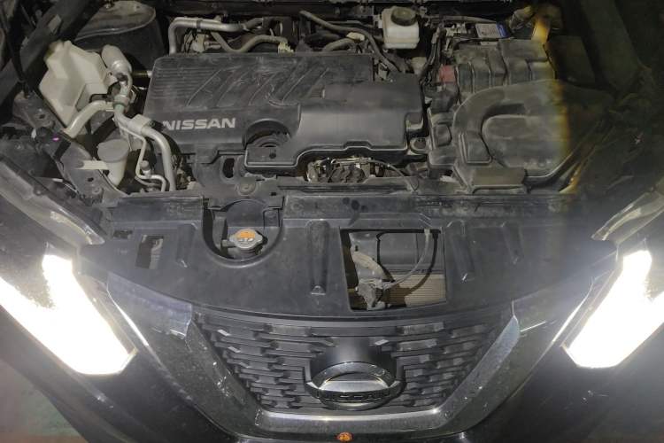 Used Nissan X-Trail 2019 2.0L CVT Smart Connect Comfort Edition 2WD Engine Bay