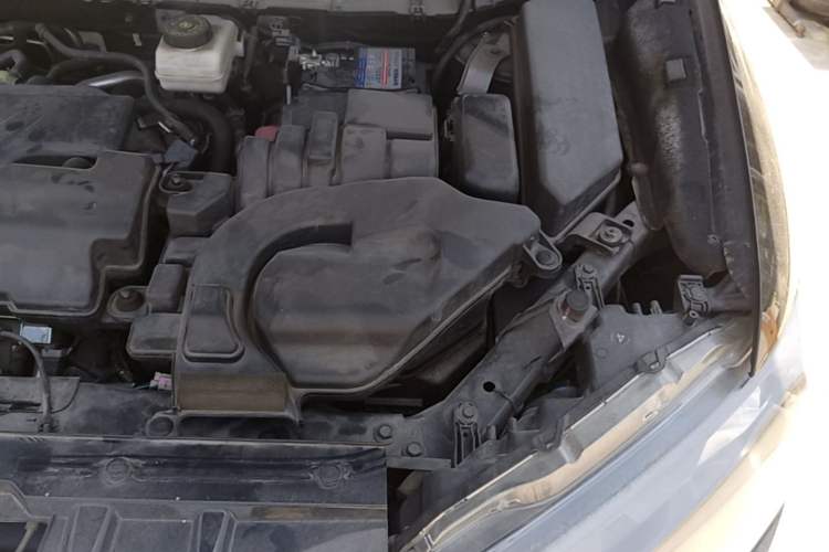 Used Nissan X-Trail 2019 2.0L CVT Smart Connect Comfort Edition 2WD Engine Bay Left