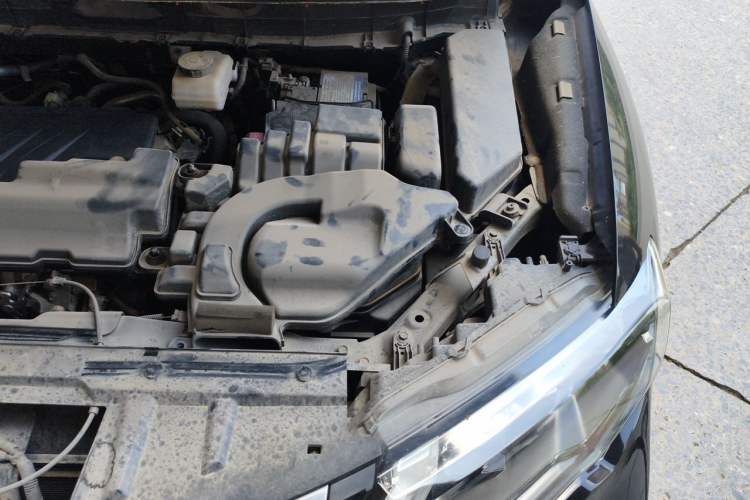Used Nissan X-Trail 2019 2.0L CVT Smart Connect Comfort Edition 2WD Engine Bay Left