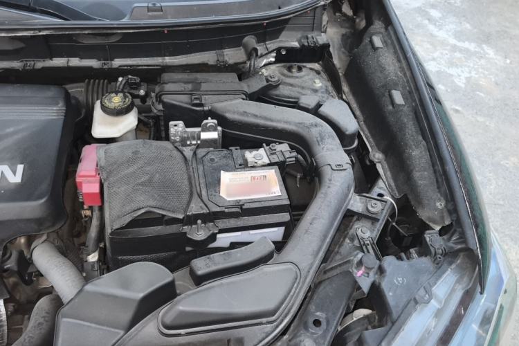 Used Nissan X-Trail 2019 2.5L CVT Smart Connect Luxury Edition 4WD Engine Bay Left