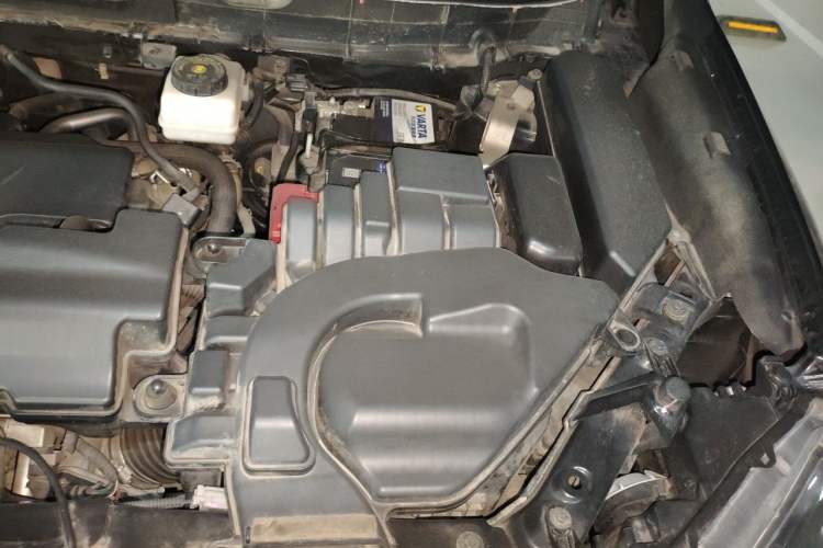 Used Nissan X-Trail 2019 2.0L CVT Smart Connect Comfort Edition 2WD Engine Bay Left