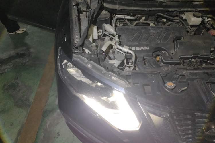 Used Nissan X-Trail 2019 2.0L CVT Smart Connect Comfort Edition 2WD Engine Bay Right