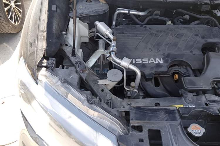 Used Nissan X-Trail 2019 2.0L CVT Smart Connect Comfort Edition 2WD Engine Bay Right