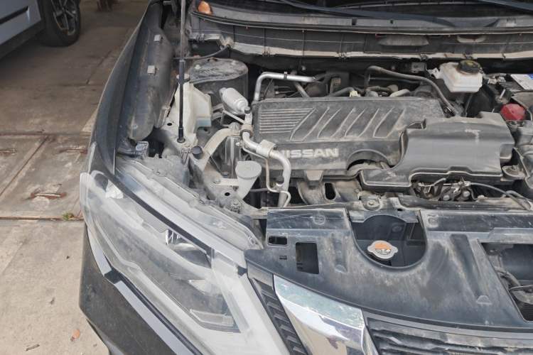 Used Nissan X-Trail 2019 2.0L CVT Comfort Edition 2WD Engine Bay Right