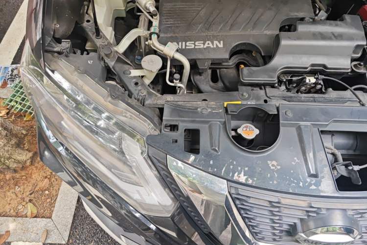 Used Nissan X-Trail 2019 2.0L CVT Smart Connect Comfort Edition 2WD Engine Bay Right