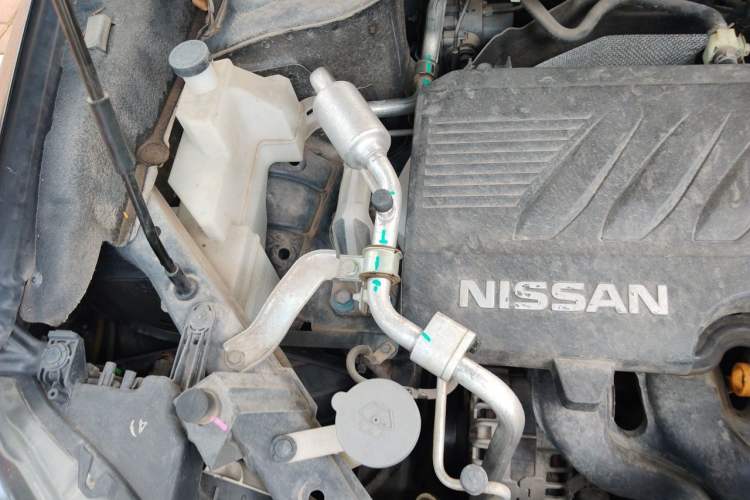 Used Nissan X-Trail 2019 2.0L CVT Smart Connect Comfort Edition 2WD Engine Bay Right