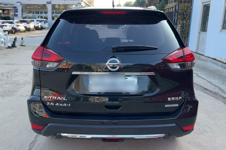 Used Nissan X-Trail 2019 2.5L CVT Smart Connect Luxury Edition 4WD Exterior 3