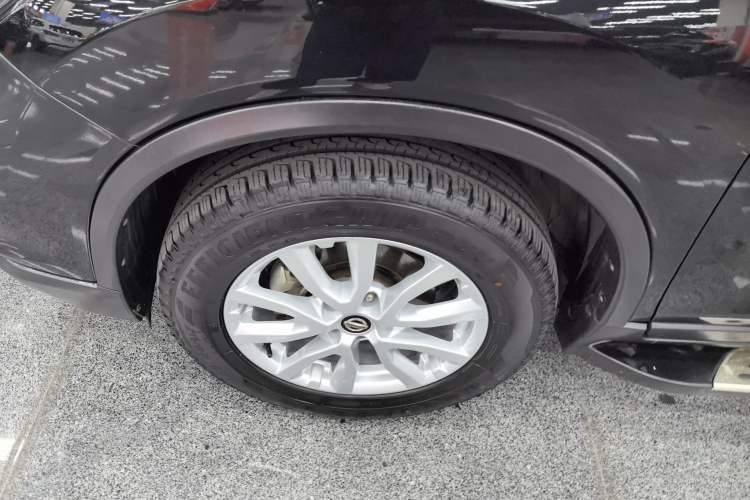Used Nissan X-Trail 2019 2.0L CVT Smart Connect Comfort Edition 2WD Exterior 4