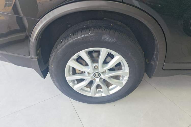 Used Nissan X-Trail 2019 2.0L CVT Smart Connect Comfort Edition 2WD Exterior 5