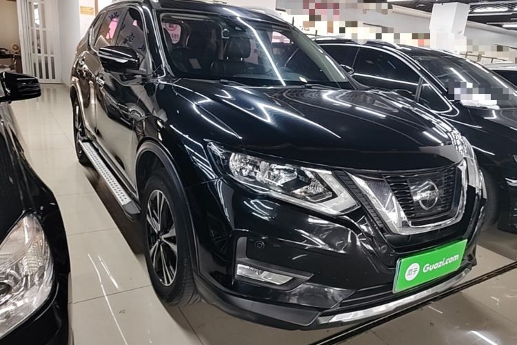 Used Nissan X-Trail 2019 2.5L CVT Smart Connect Luxury Edition 4WD Front Right 45 Deg