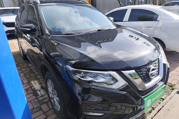Used Nissan X-Trail 2019 2.0L CVT Smart Connect Comfort Edition 2WD Front Right 45 Deg
