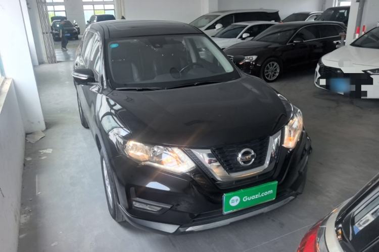 Used Nissan X-Trail 2019 2.0L CVT Smart Connect Comfort Edition 2WD Front Right 45 Deg