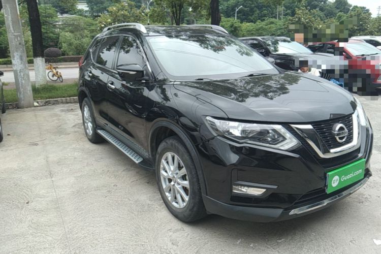 Used Nissan X-Trail 2019 2.0L CVT Comfort Edition 2WD Front Right 45 Deg