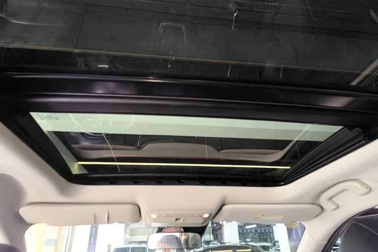 Used Nissan X-Trail 2019 2.0L CVT Smart Connect Comfort Edition 2WD Headliner