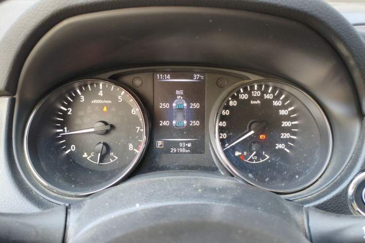 Used Nissan X-Trail 2019 2.0L CVT Smart Connect Comfort Edition 2WD Instrument Cluster