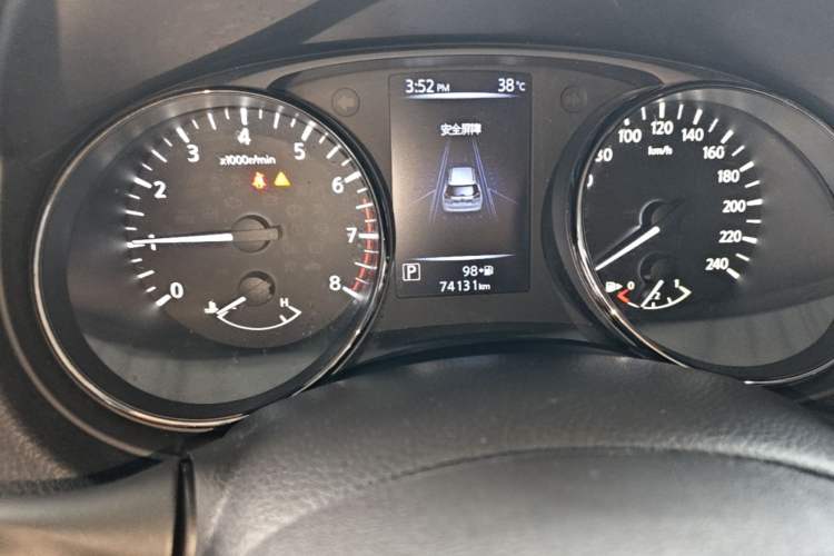 Used Nissan X-Trail 2019 2.0L CVT Smart Connect Comfort Edition 2WD Instrument Cluster
