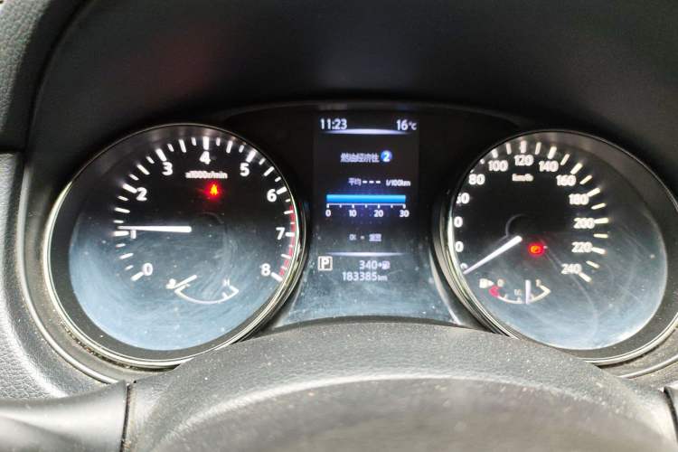 Used Nissan X-Trail 2019 2.0L CVT Smart Connect Comfort Edition 2WD Instrument Cluster