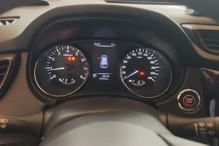 Used Nissan X-Trail 2019 2.0L CVT Smart Connect Comfort Edition 2WD Instrument Cluster