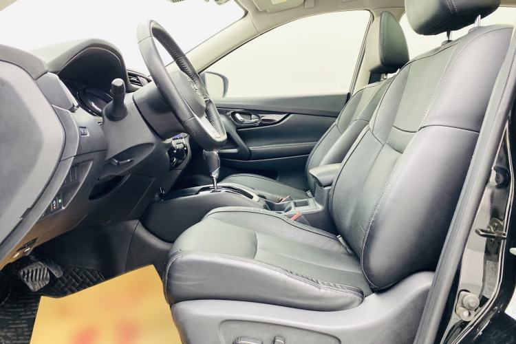 Used Nissan X-Trail 2019 2.0L CVT Smart Connect Comfort Edition 2WD Interior 2