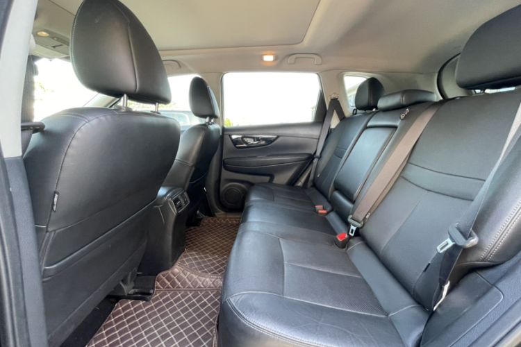 Used Nissan X-Trail 2019 2.0L CVT Smart Connect Comfort Edition 2WD Interior 3
