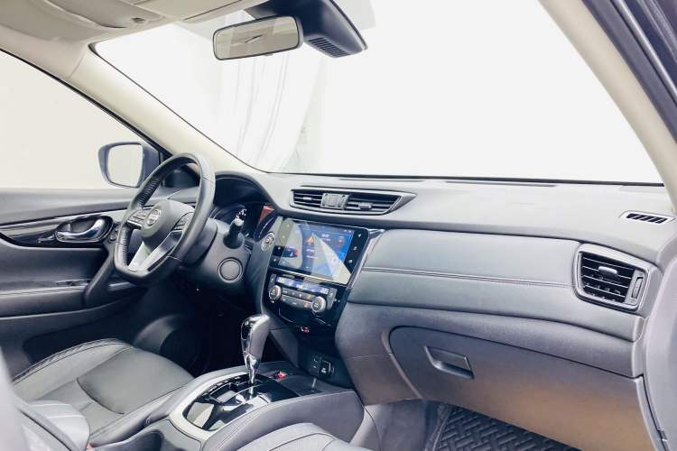 Used Nissan X-Trail 2019 2.0L CVT Smart Connect Comfort Edition 2WD Interior 5