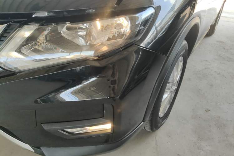 Used Nissan X-Trail 2019 2.0L CVT Smart Connect Comfort Edition 2WD Left Front Headlight