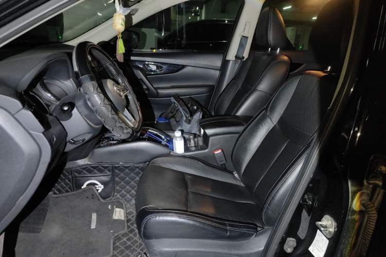 Used Nissan X-Trail 2019 2.0L CVT Smart Connect Comfort Edition 2WD Left Front Seat