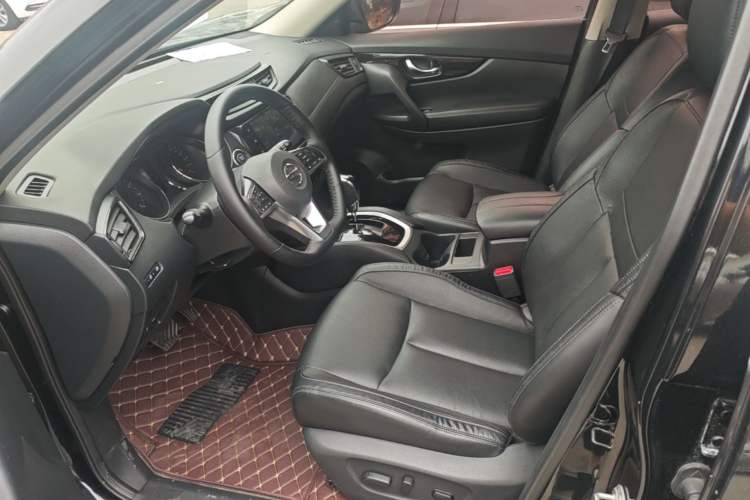 Used Nissan X-Trail 2019 2.0L CVT Smart Connect Comfort Edition 2WD Left Front Seat