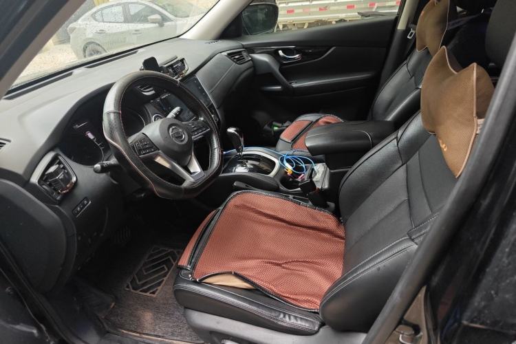 Used Nissan X-Trail 2019 2.0L CVT Smart Connect Comfort Edition 2WD Left Front Seat