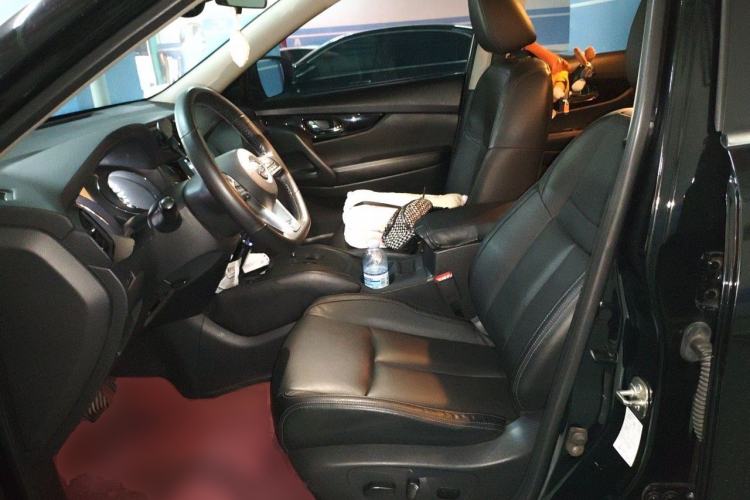 Used Nissan X-Trail 2019 2.0L CVT Smart Connect Comfort Edition 2WD Left Front Seat