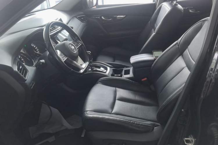 Used Nissan X-Trail 2019 2.0L CVT Smart Connect Comfort Edition 2WD Left Front Seat