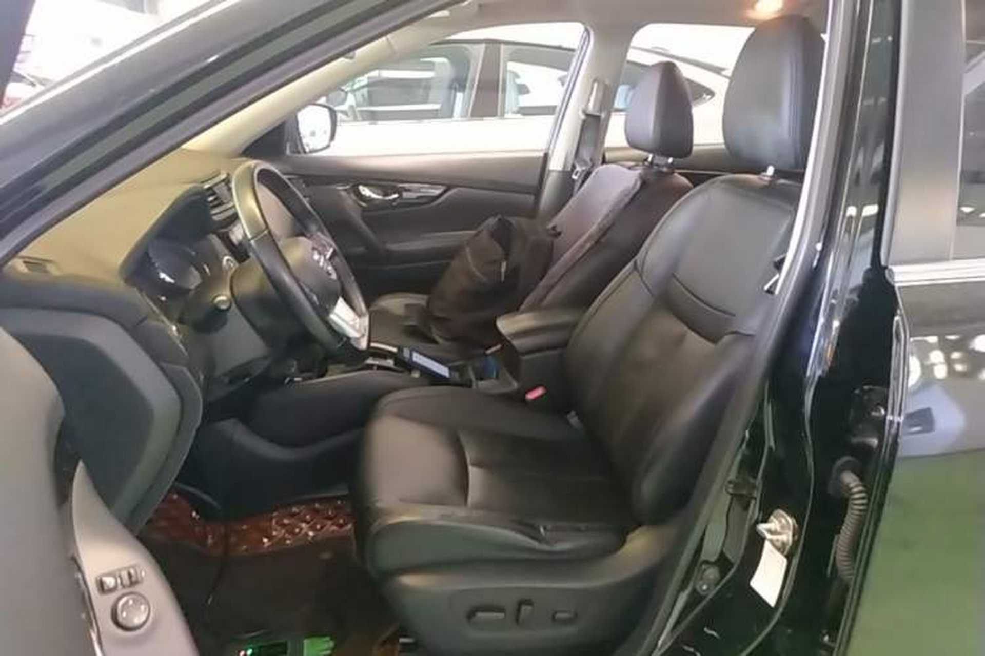 Used Nissan X-Trail 2019 2.0L CVT Smart Connect Comfort Edition 2WD Left Front Seat