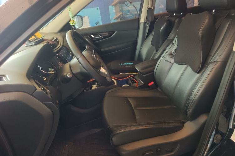 Used Nissan X-Trail 2019 2.0L CVT Smart Connect Comfort Edition 2WD Left Front Seat