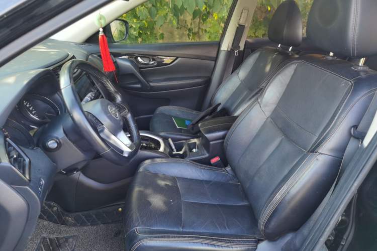 Used Nissan X-Trail 2019 2.0L CVT Smart Connect Comfort Edition 2WD Left Front Seat
