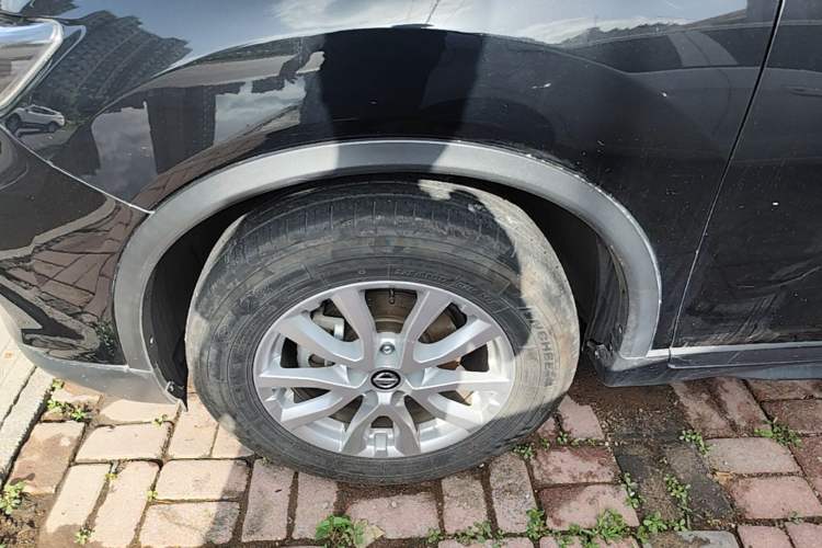 Used Nissan X-Trail 2019 2.0L CVT Smart Connect Comfort Edition 2WD Left Front Wheel Hub