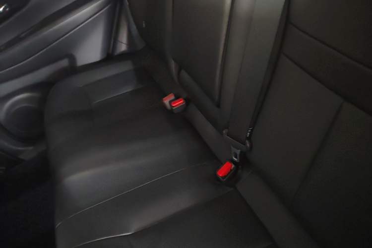 Used Nissan X-Trail 2019 2.0L CVT Smart Connect Comfort Edition 2WD Left Rear Seat