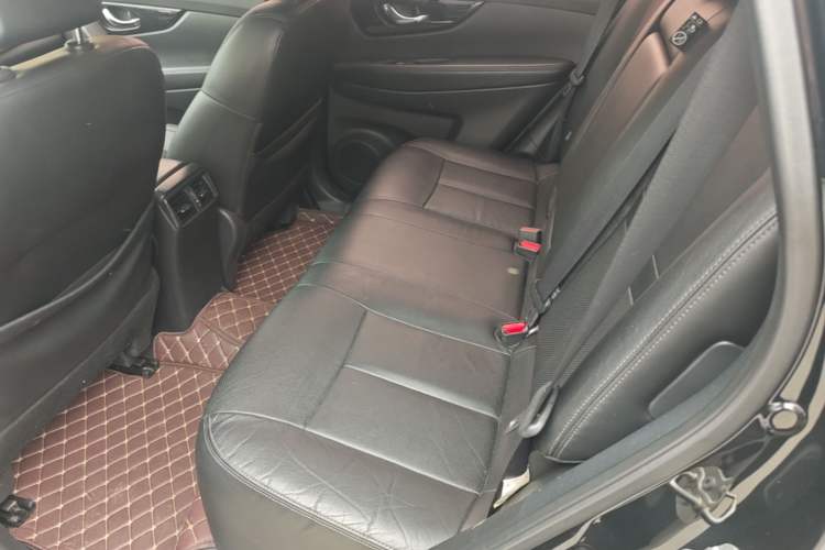 Used Nissan X-Trail 2019 2.0L CVT Smart Connect Comfort Edition 2WD Left Rear Seat