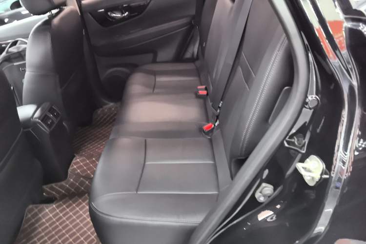 Used Nissan X-Trail 2019 2.0L CVT Smart Connect Comfort Edition 2WD Left Rear Seat