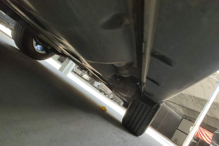 Used Nissan X-Trail 2019 2.0L CVT Smart Connect Comfort Edition 2WD Left Side Sill