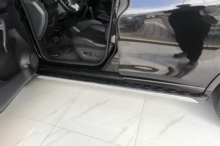 Used Nissan X-Trail 2019 2.0L CVT Smart Connect Comfort Edition 2WD Left Side Sill