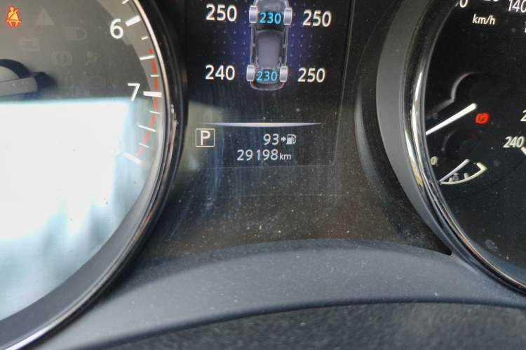 Used Nissan X-Trail 2019 2.0L CVT Smart Connect Comfort Edition 2WD Odometer Close Up