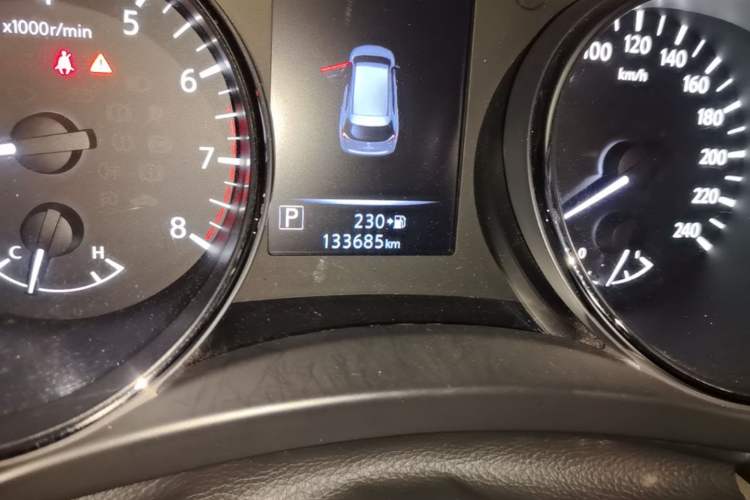 Used Nissan X-Trail 2019 2.0L CVT Smart Connect Comfort Edition 2WD Odometer Close Up