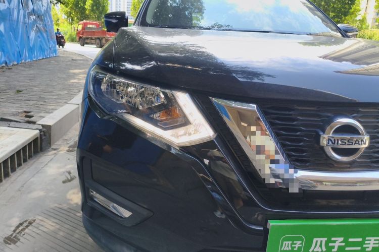 Used Nissan X-Trail 2019 2.0L CVT Smart Connect Comfort Edition 2WD Right Front Headlight