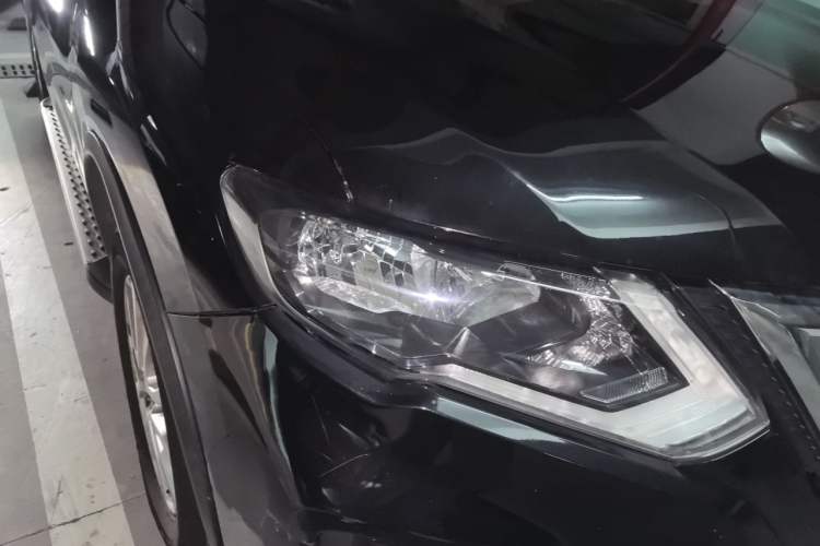 Used Nissan X-Trail 2019 2.0L CVT Comfort Edition 2WD Right Front Headlight
