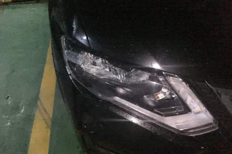 Used Nissan X-Trail 2019 2.0L CVT Smart Connect Comfort Edition 2WD Right Front Headlight